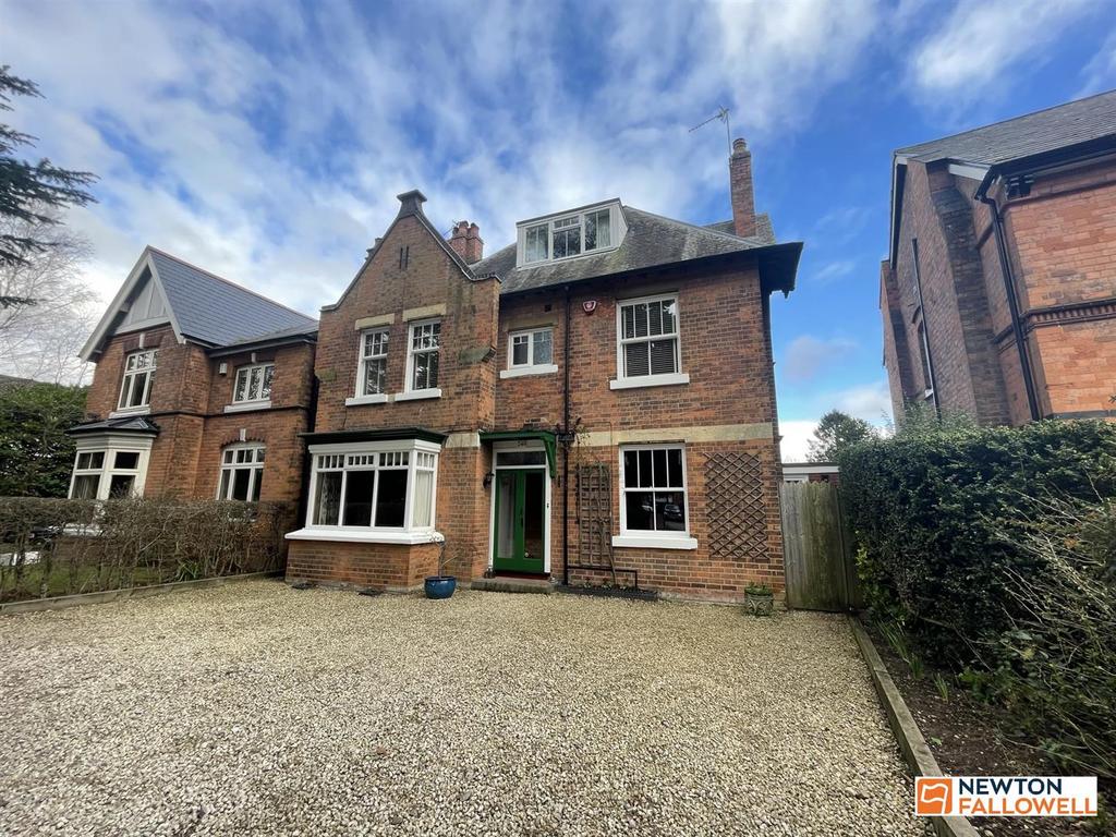 Boldmere Road, Sutton Coldfield 5 bed detached house for sale £840,000