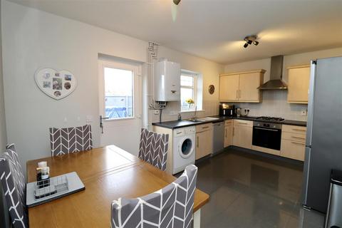 3 bedroom end of terrace house for sale, The Shires, Moor End, Holme on Spalding Moor