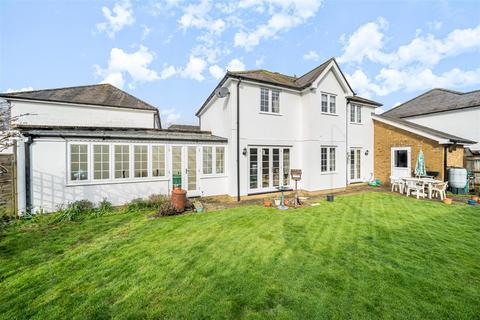 4 bedroom detached house for sale, Fennel Close, Maidstone