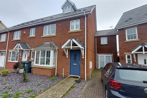 4 bedroom townhouse for sale, Sentinel Court, Fairwater, Cardiff