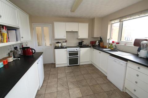 4 bedroom bungalow for sale, Firs Road, Firsdown, Salisbury