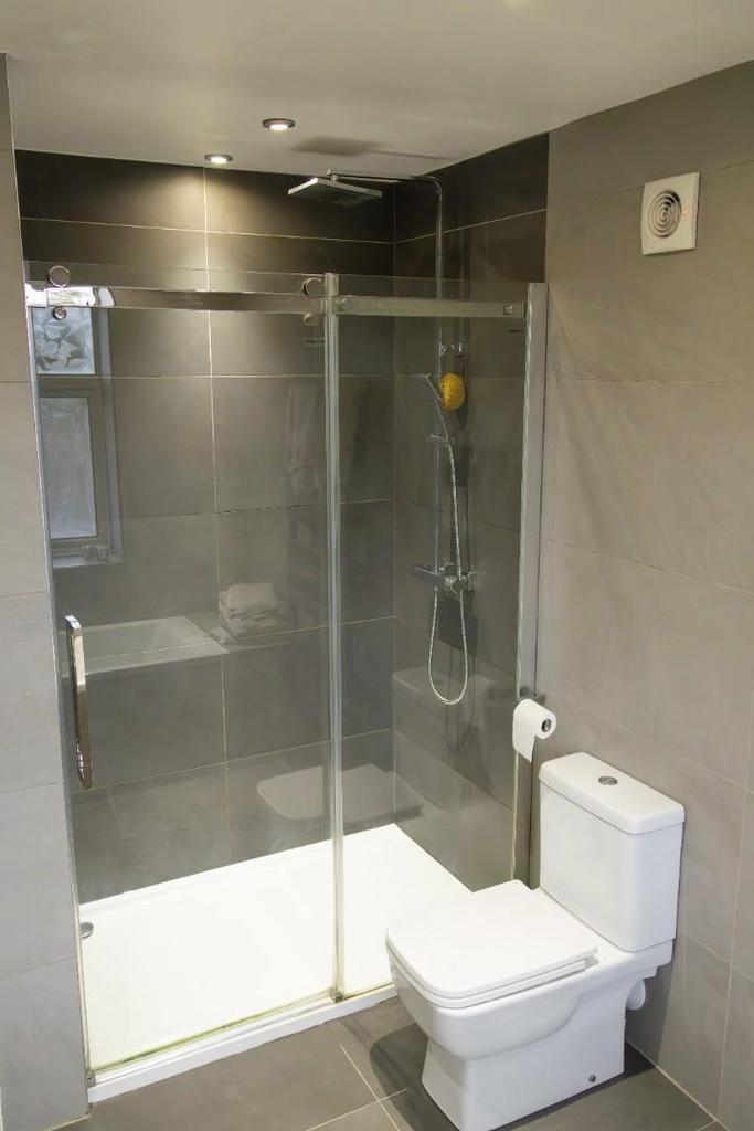 House Bathroom 2