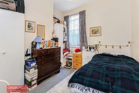 8 Edward Road, London, E17 6LU