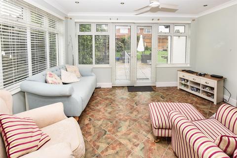 12 Albert Road, South Woodham Ferrers, Chelmsford, CM3 5LP