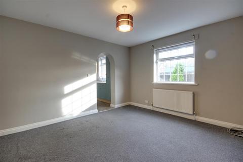 2 bedroom end of terrace house for sale, Station Road, Brough