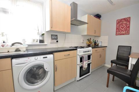 15 Denham Close, Luton, LU3 3TS