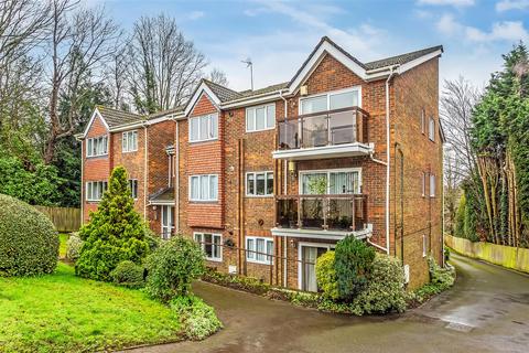 3 bedroom apartment for sale, Burwood House, West Hill, Oxted