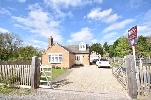 4 bedroom detached house for sale, Floral Villas, Sutton-On-Trent, Newark