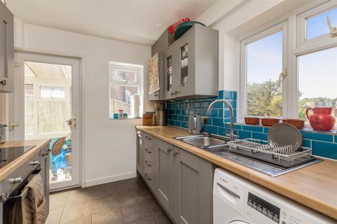 13 Warmdene Close, Brighton, BN1 8LB