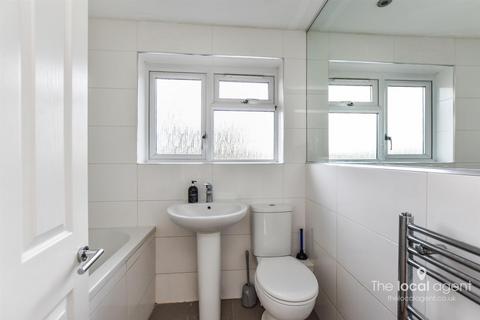 11 Chetwode Road, Tadworth, KT20 5PS