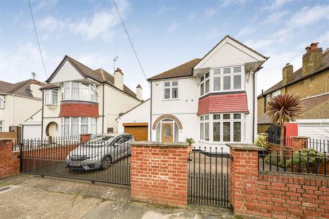 4 bedroom detached house for sale, Alderney Avenue, Osterley