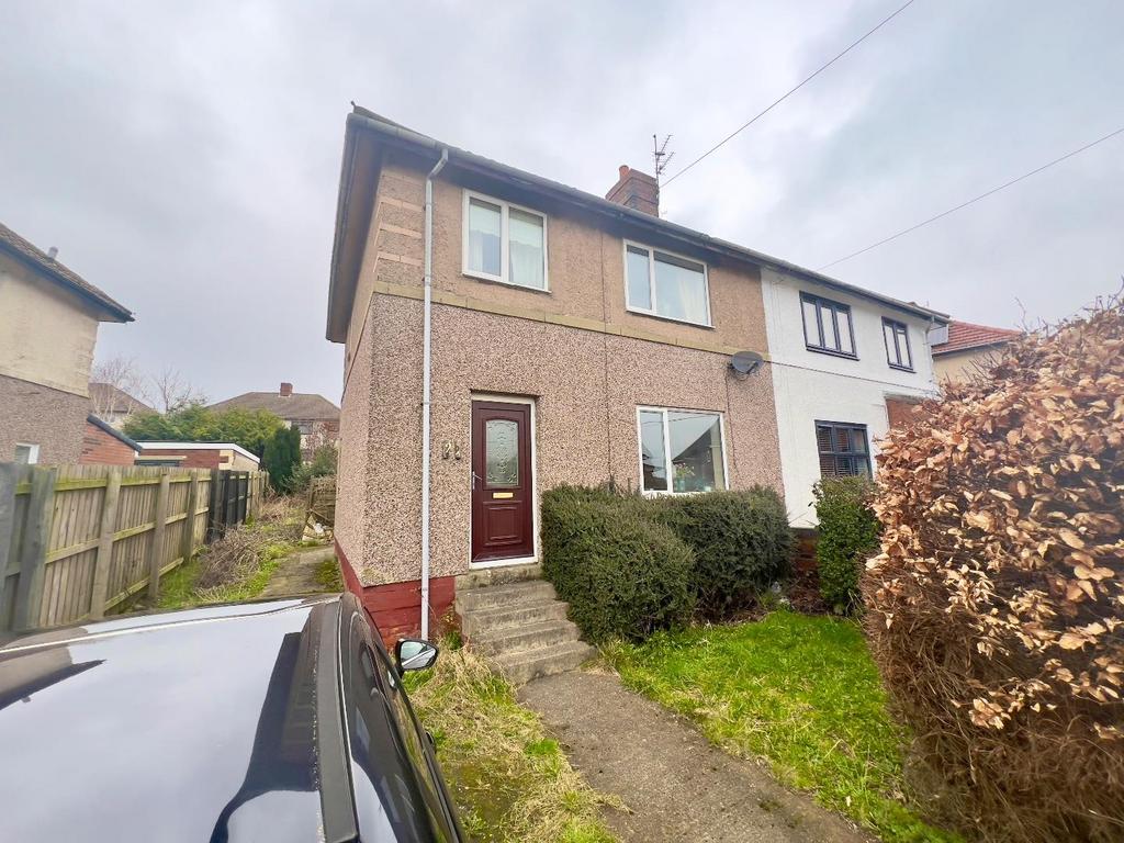 Hawthorn Crescent, Quarrington Hill... 3 bed semidetached house £45,000
