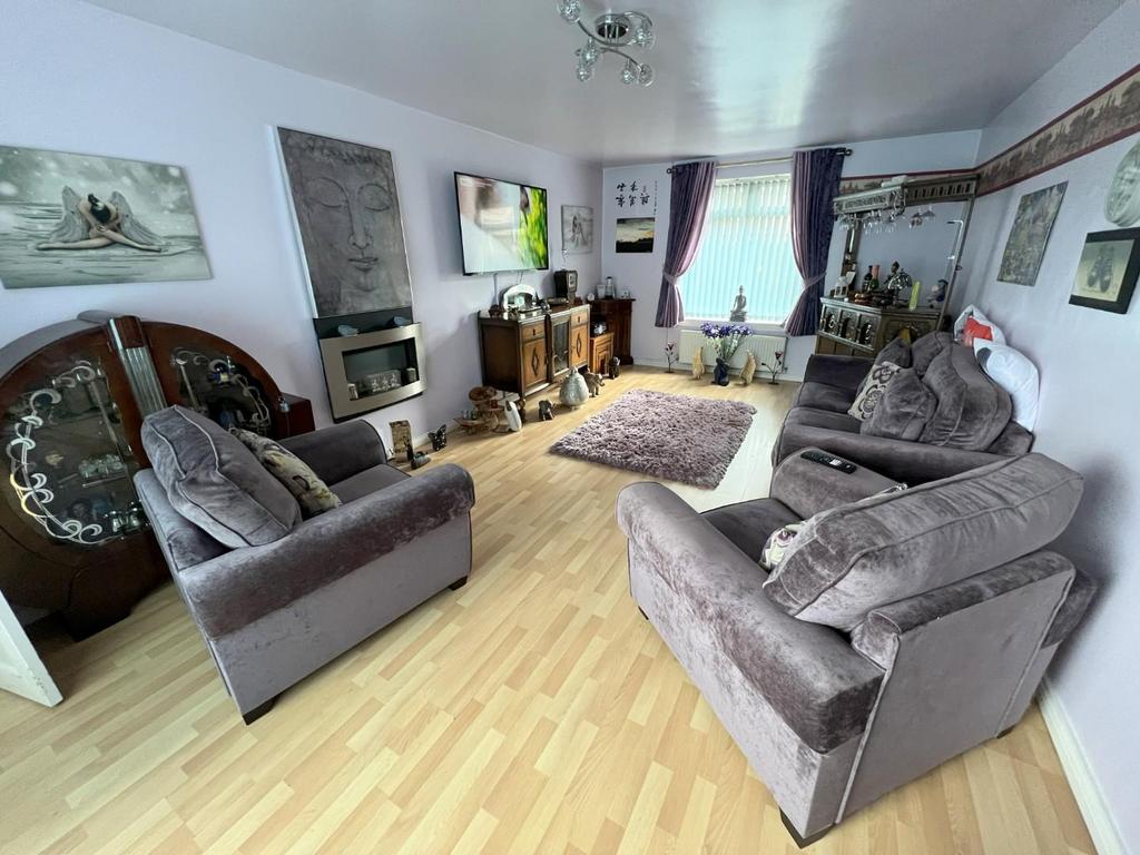 Park Avenue, Coxhoe, Durham 3 bed semidetached house for sale £99,950