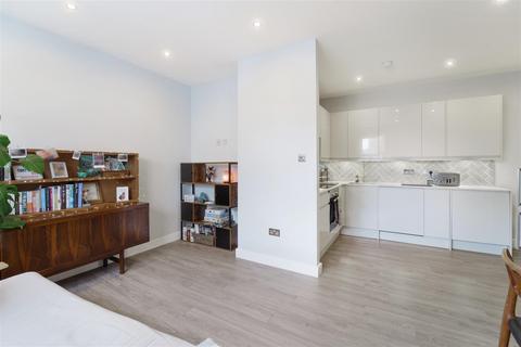 1 bedroom flat for sale, Haydons Road, Wimbledon SW19