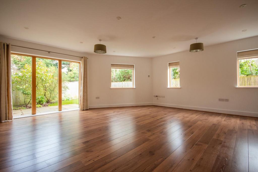 Queen Ediths Way, Cambridge 3 bed end of terrace house for sale £675,000