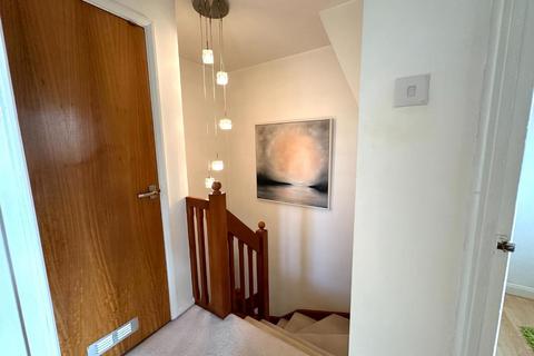 16 Chedworth Close, Northampton, NN3 5HW