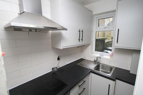 10 Spring Street, Idle, Bradford, BD10 8ST