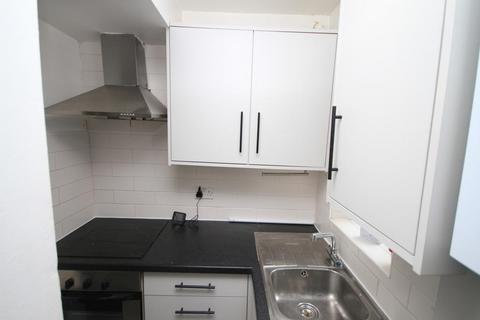 10 Spring Street, Idle, Bradford, BD10 8ST