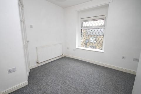 10 Spring Street, Idle, Bradford, BD10 8ST