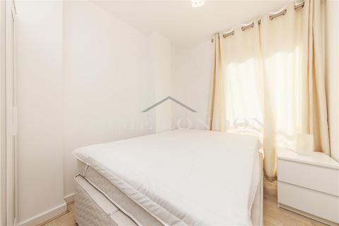 3 bedroom apartment to rent - Exchange House, Pimlico SW1P