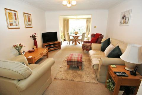 3 bedroom semi-detached house for sale, Priory Gardens, Ashford TW15
