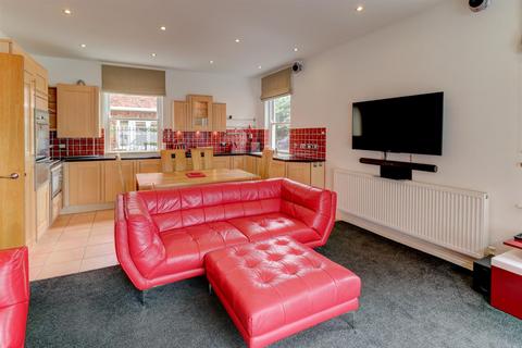 2 bedroom duplex to rent, Leam Terrace, Leamington Spa