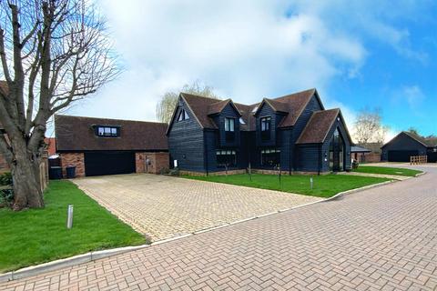 4 bedroom detached house for sale, Cookes Meadow, Northill, Biggleswade