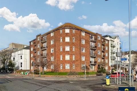 2 bedroom flat for sale, Upperton Road, Eastbourne