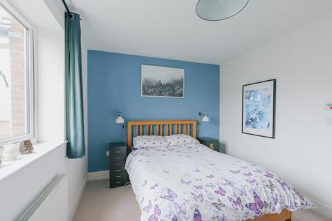 74 Fullbrook Avenue, Spencers Wood, Reading, RG7 1FF
