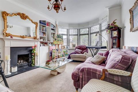 4 bedroom semi-detached house for sale, Northumberland Road, New Barnet