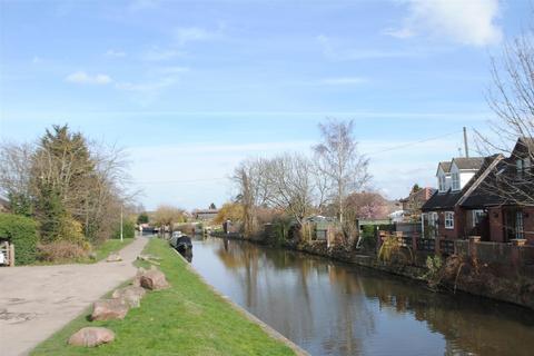 4 bedroom cottage for sale, Canal Bank, Loughborough