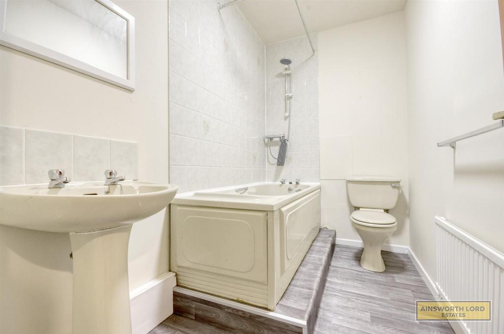 Bathroom F3