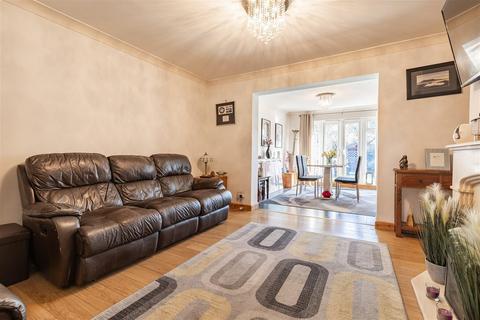 18 School Green Lane, North Weald, Epping, CM16 6EJ