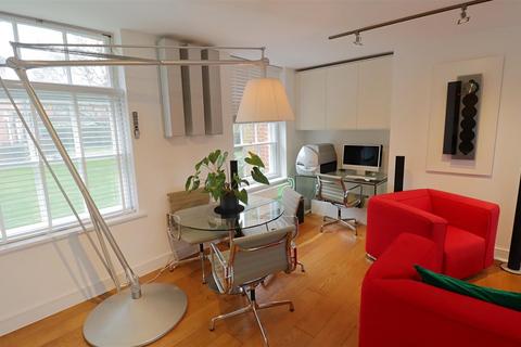 1 bedroom apartment for sale, Old St. Michaels Drive, Braintree