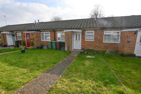 1 bedroom terraced bungalow for sale, Mount View, London Colney, St. Albans