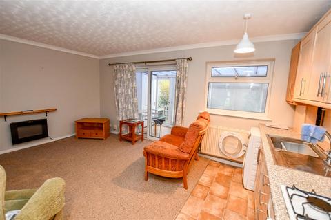 18 Mount View, London Colney, St Albans, AL2 1AT