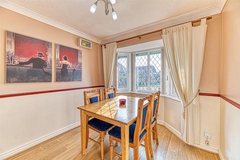 4 bedroom detached house for sale, Harrogate Close, Great Sankey, Warrington
