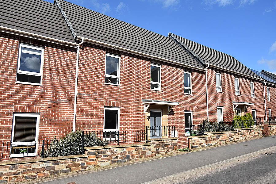 Tithebarn Way, Exeter, EX1 3 bed terraced house for sale £325,000