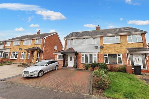 4 bedroom semi-detached house for sale, Glebe Crescent, Broomfield, Chelmsford