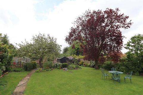 4 bedroom detached bungalow for sale, Fairstead Road, Terling, Chelmsford