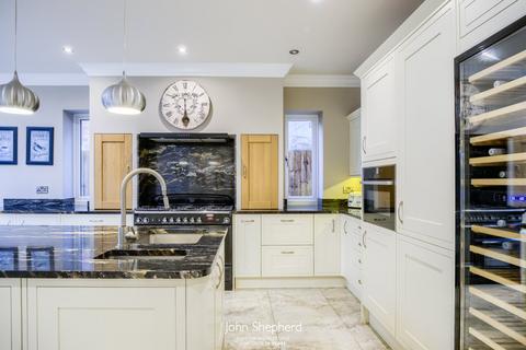 101 Avenue Road, Dorridge, Solihull, B93 8JU