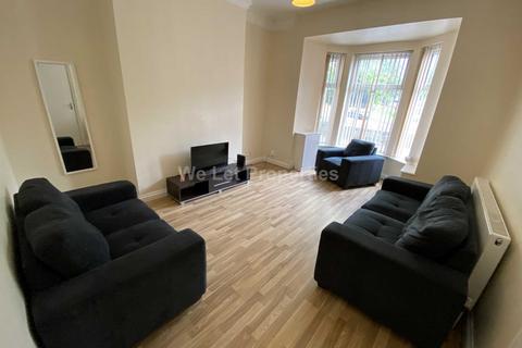 6 bedroom house to rent, Fitzwarren Street, Salford M6