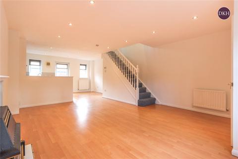 3 bedroom semi-detached house to rent, Kings Close, Watford WD18