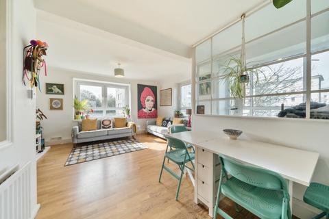 Flat 7, Games House Springfield Grove, London, SE7 7TN