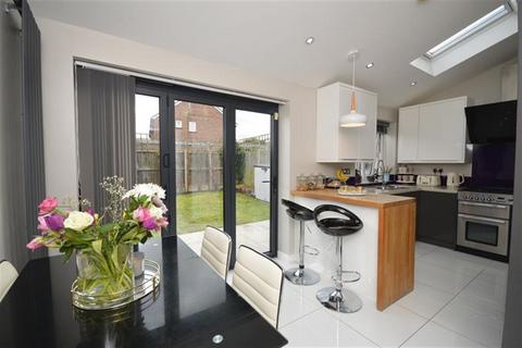 3 bedroom terraced house for sale, Hillside Gardens, Braintree, CM7