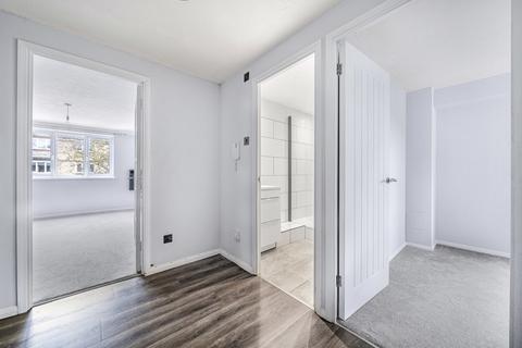 2 bedroom apartment for sale - Shortlands Close, Belvedere