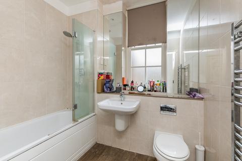 1 bedroom flat for sale, East Lodge, Upper Shoreham Road, Shoreham-By-Sea, West Sussex, BN43 6BT