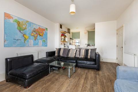 1 bedroom flat for sale, East Lodge, Upper Shoreham Road, Shoreham-By-Sea, West Sussex, BN43 6BT
