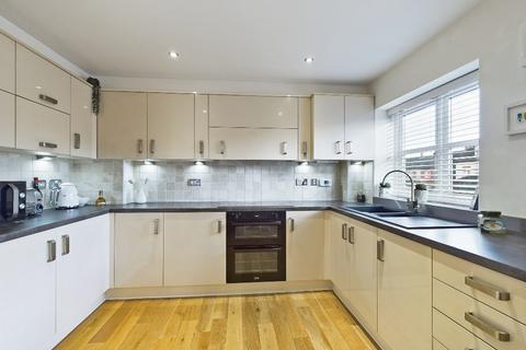 3 bedroom terraced house for sale, Upton Grange, Chester, CH2