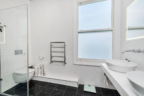 13 Brancaster Road, London, SW16 1NJ